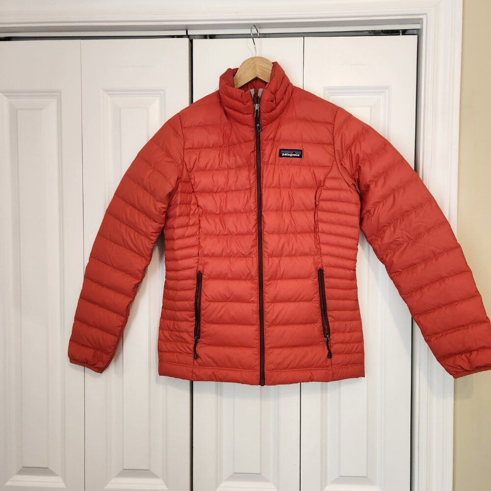 Patagonia Down Sweater Jacket - Picture 14 of 16